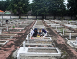 Arti Mimpi Ziarah Ke Makam Orang Tua Menurut Primbon