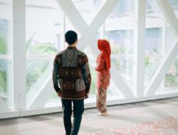 Arti Mimpi Pakai Kebaya Menurut Primbon